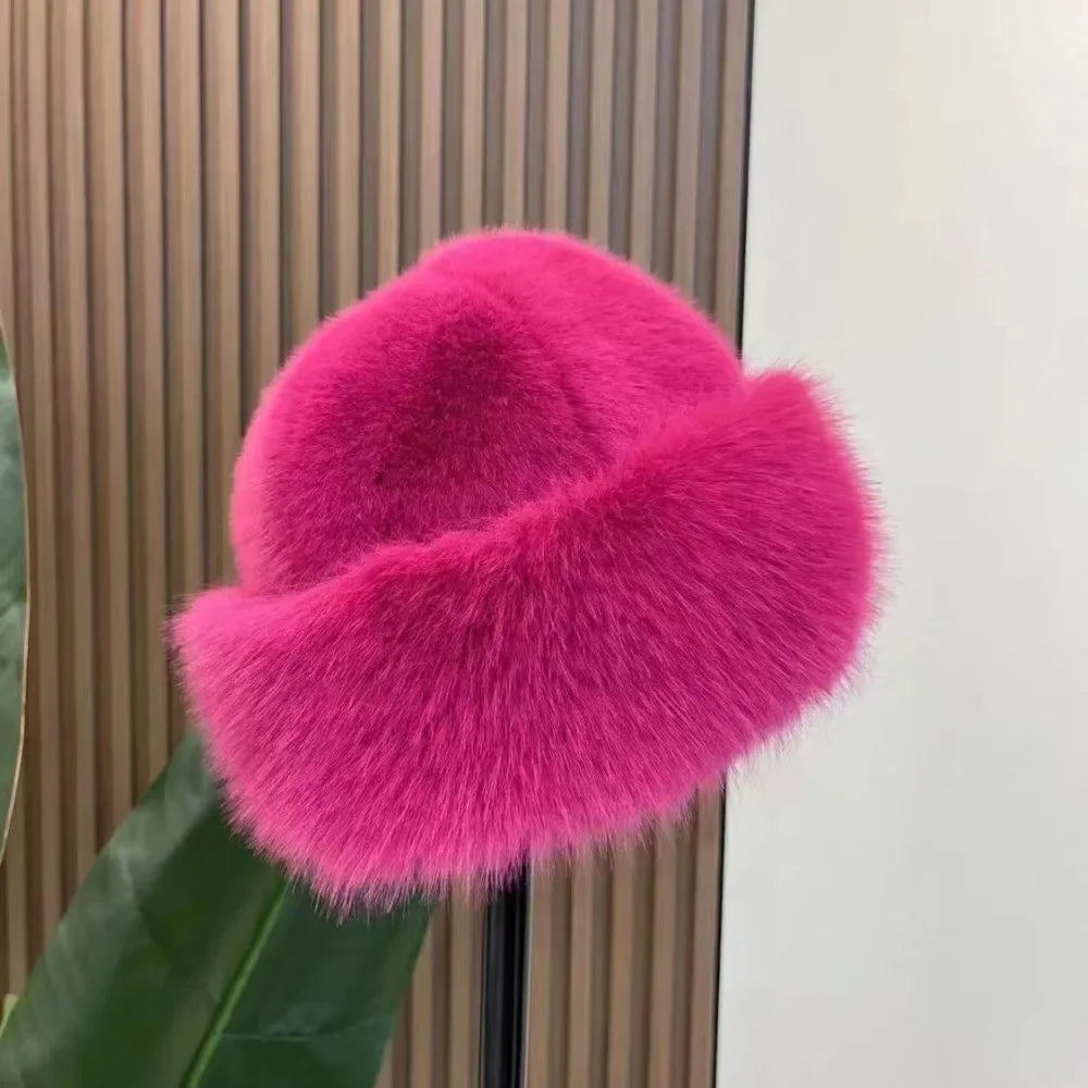 The Fluffy Bucket Hat — product view 10