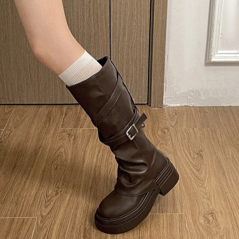 The Thick-Heel Knee-High Riding Boots — product view 3