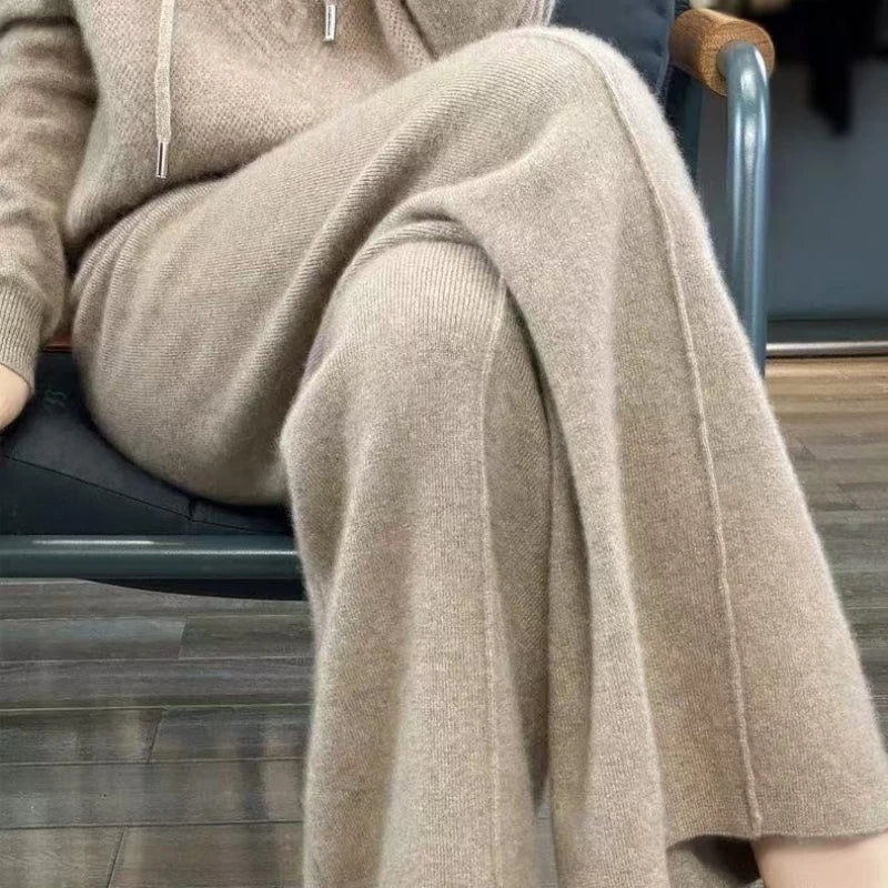 The Merino-Blend Knit Wide-Leg Trousers — product view 4